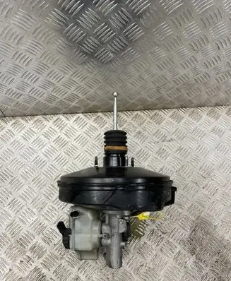 Volkswagen Golf V Brake booster 