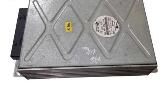 Audi A6 S6 C6 4F Sound amplifier 4F0910223