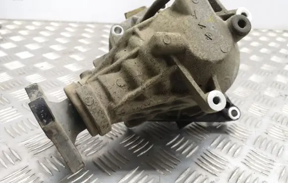 Nissan X-Trail T31 Gearbox transfer box case MY00987