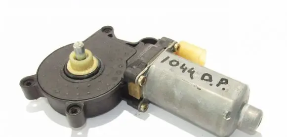 BMW 3 E46 Front door window regulator motor 676283620640