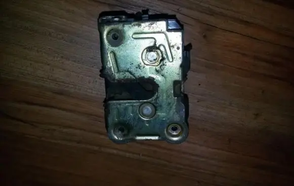 Renault 19 Rear door lock