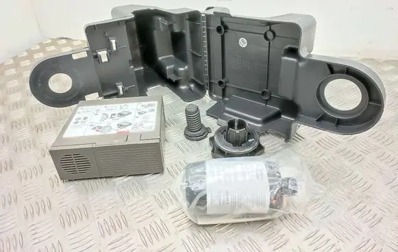 Audi A4 Allroad Tool set 8K9813685A