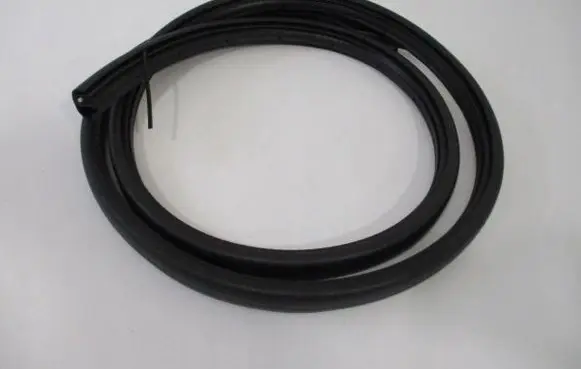 Peugeot 301 Rubber seal rear door 9675587780