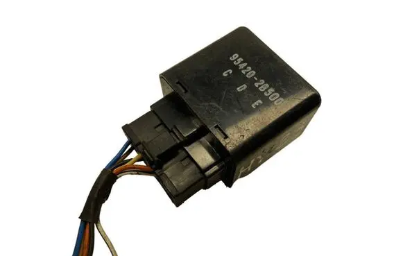 Hyundai Santa Fe Window wiper relay 954202B500