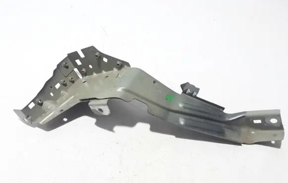 Volvo XC40 Headlight/headlamp mounting bracket 31454452