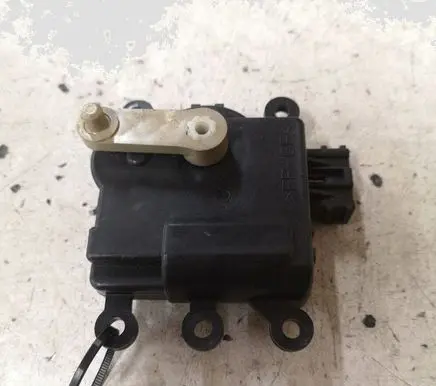 Mazda 6 Air flap motor/actuator 8Y12H