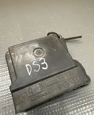 Citroen DS3 Airbag control unit/module 620504800