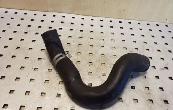 Toyota Auris E180 Engine coolant pipe/hose