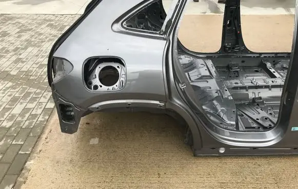 Mercedes-Benz GLA H247 Rear quarter panel 