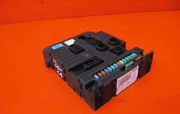 Citroen C2 Fuse module 9659285380