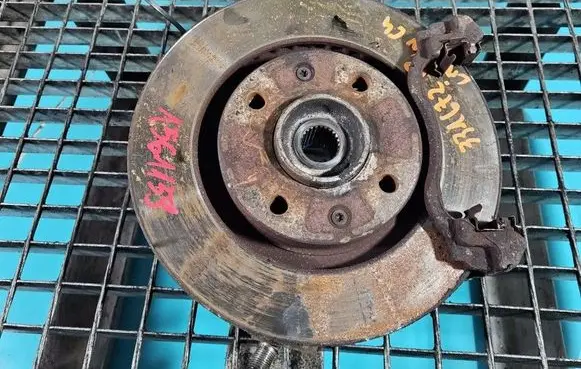 Citroen C4 I Front wheel hub spindle knuckle IMPRK1561159