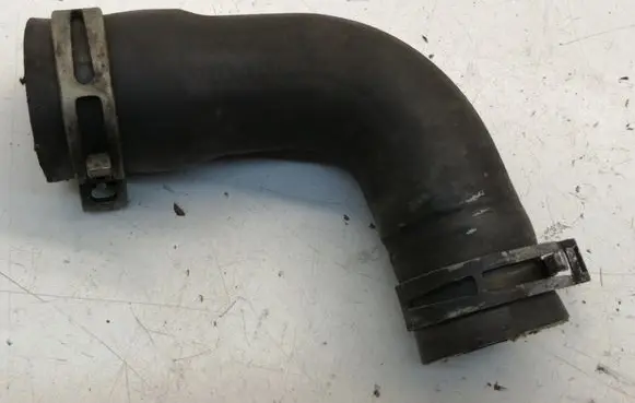 Renault Master III Engine coolant pipe/hose