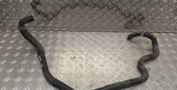 Toyota RAV 4 (XA40) Engine coolant pipe/hose