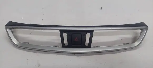 Nissan Qashqai Hazard warning light relay N55AN 54711