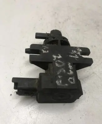 Peugeot 208 Turbo solenoid valve 9810400480