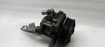 BMW 5 E60 E61 Power steering pump mounting bracket 4038768