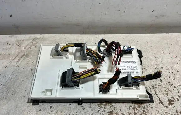 Mercedes-Benz A W176 SAM control unit A2469009413 A1179012300 A2469025502