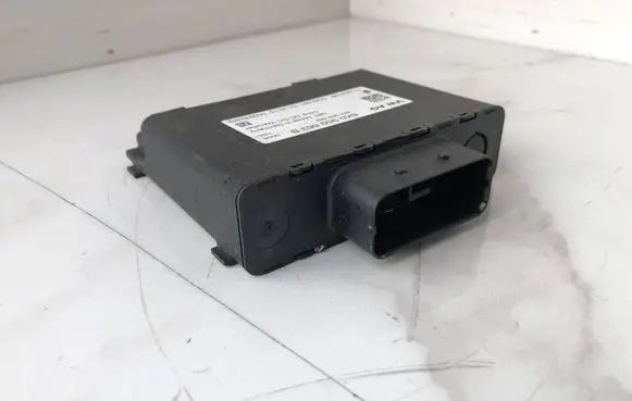 Audi A5 Sportback 8TA Voltage converter/converter module 8K0959663B 111004109 8K0959663F
