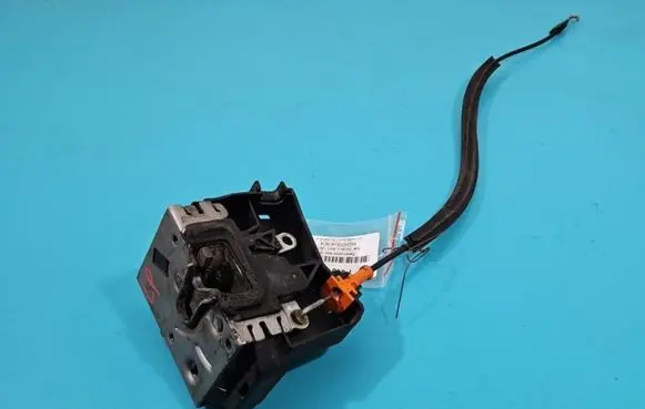 Opel Combo C Front door lock 24434882 IMPRK1415510