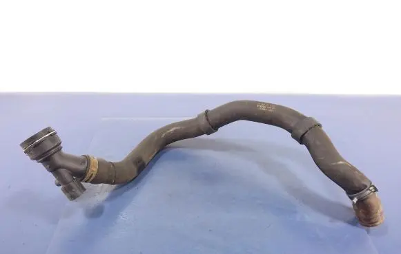Volkswagen Polo Engine coolant pipe/hose 6Y0121086