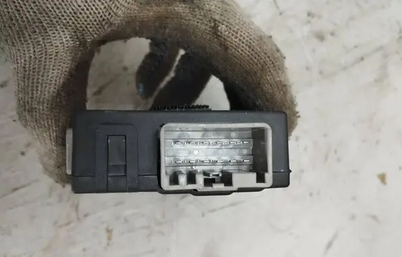 Volvo V70 Tow bar trailer control unit/module 30716987 100845
