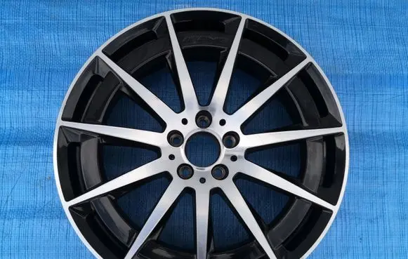 Mercedes-Benz EQC R20 alloy rim A2934010800