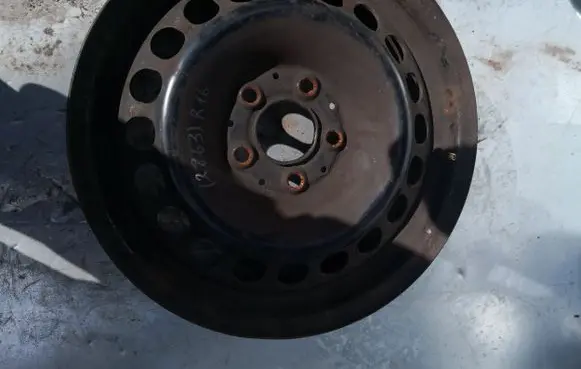 Mercedes-Benz B W245 R12 alloy rim A1694000602