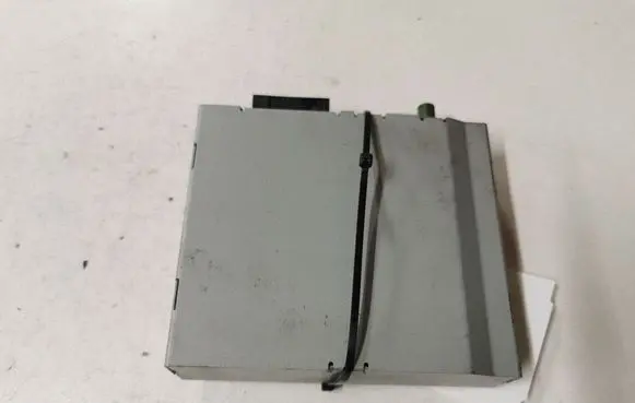 Opel Insignia A Antenna control unit 13319590 035252 495121918