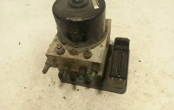Renault Laguna II ABS Pump 10096014333 00005847E HVU4M11013
