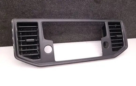 Man TGE 1gen Dash center air vent grill 7C0857038F 7C0819705Q