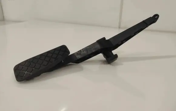 Audi A4 S4 B5 8D Accelerator throttle pedal 893721653