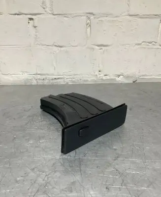 BMW 5 E60 E61 Cup holder 7034132
