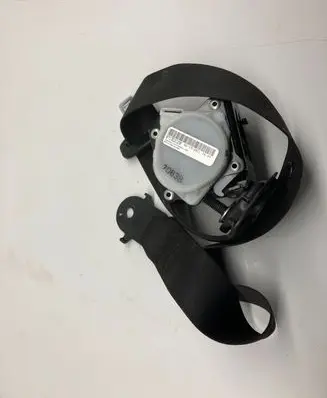 BMW X5 E70 Front seatbelt 0713E2C2DF