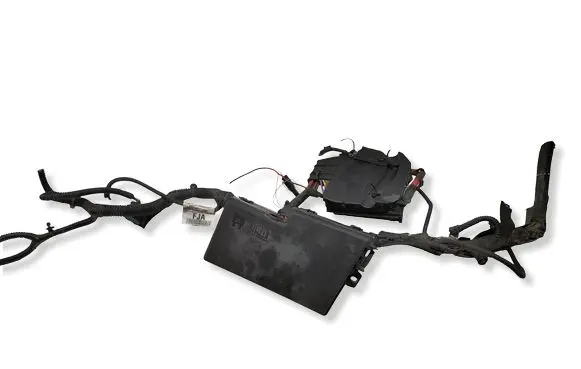 Ford C-MAX II Fuse box set AV6T14A142AB 21184 E00027328