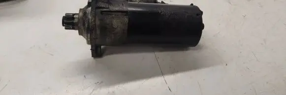 Volkswagen PASSAT B6 Starter motor