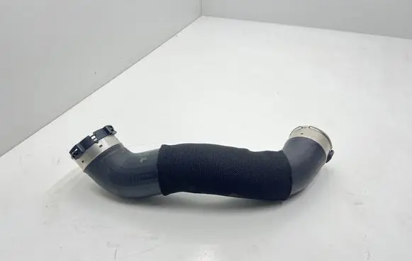 Intercooler hose/pipe