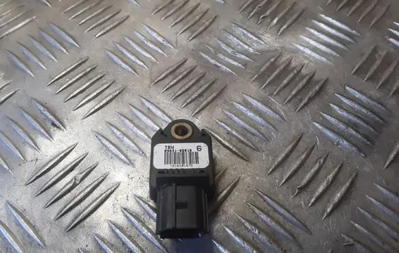 Toyota Yaris Airbag deployment crash/impact sensor 898310D010