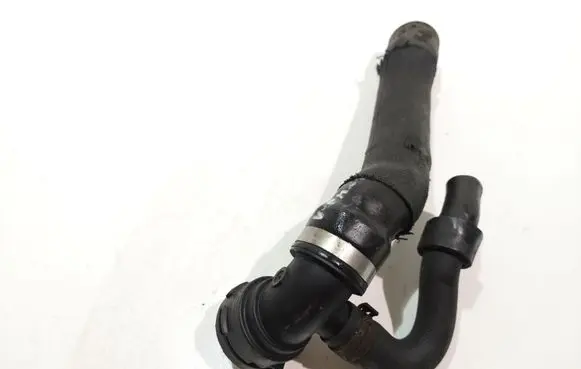 Volkswagen Phaeton Engine coolant pipe/hose