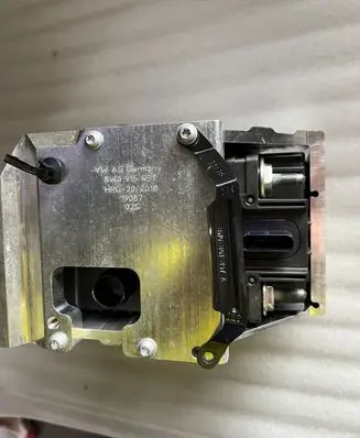 Audi A4 S4 B9 Battery charger (optional) 8W0915431 8W0915172B