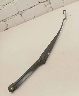 Volkswagen Transporter - Caravelle T4 Front wiper blade arm 701955409A
