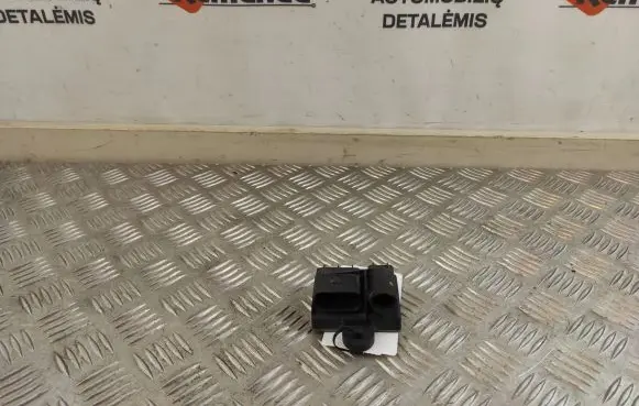 Mercedes-Benz Sprinter W906 Glow plug pre-heat relay A6519001300 51299056 1201001058961