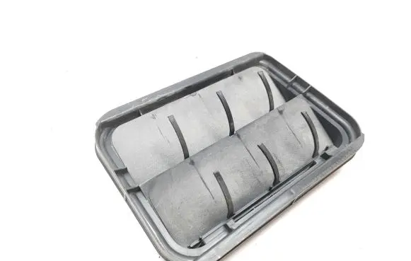 Renault Talisman Quarter panel pressure vent 7700838358