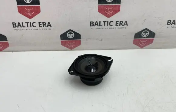 Audi A8 S8 D3 4E Front door speaker 4E0035411C 373101 25072005