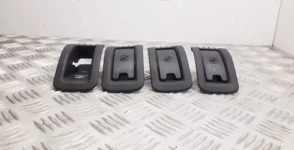 Audi A3 S3 8V ISOFIX cover 8V7887233 8V7887187