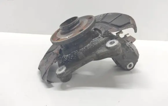 Volkswagen PASSAT B7 Front wheel hub