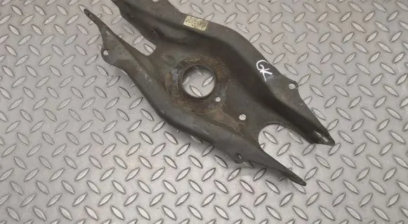 Mercedes-Benz C W205 Rear upper control arm/wishbone A2053522000