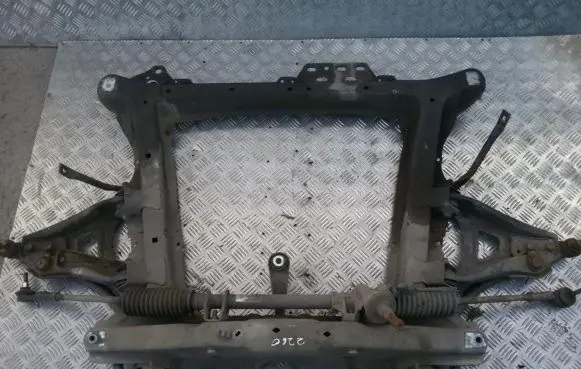 Renault Clio III Front subframe