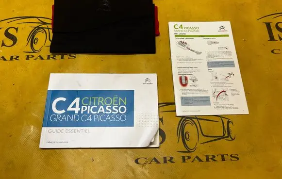 Citroen C4 II Picasso Owners service history hand book 