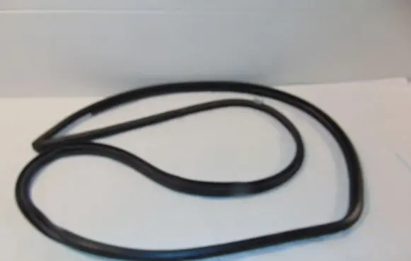 Toyota Camry VIII XV70 Front door rubber seal 6231133120