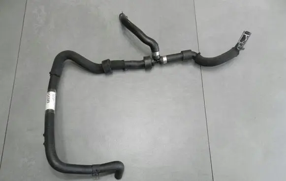 Volkswagen Arteon Engine coolant pipe/hose
